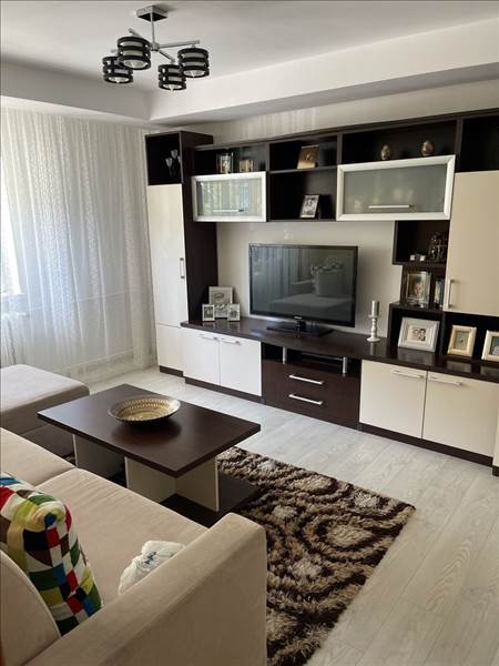 Vanzare apartament 2 camere decomandat Racadau, Brasov