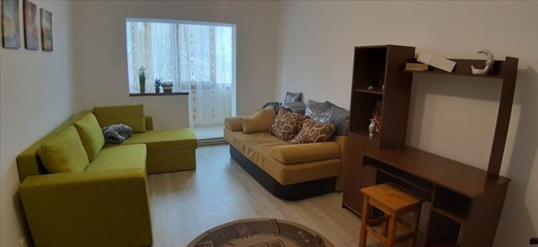 Apartament 4 camere decomandat etajul 1 zona Grivitei, Brasov