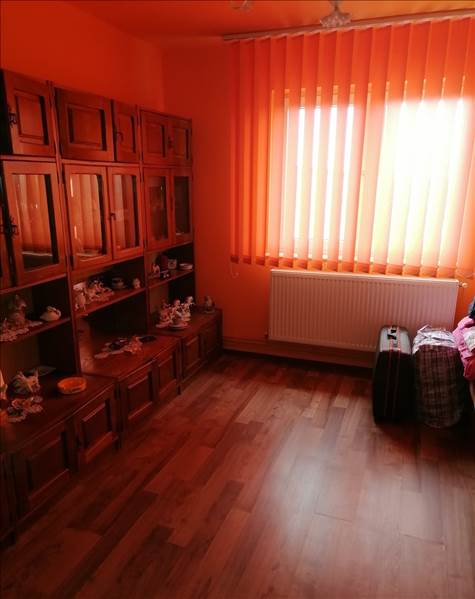 Vanzare apartament 2 camere Gemenii, Brasov