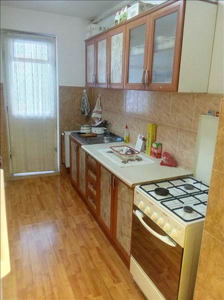 Vanzare apartament 3 camere decomandat Noua, Brasov