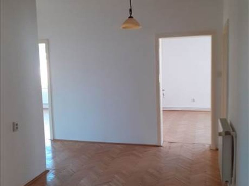 Vanzare apartament 3 camere decomandat zona Ultracentrala, Brasov