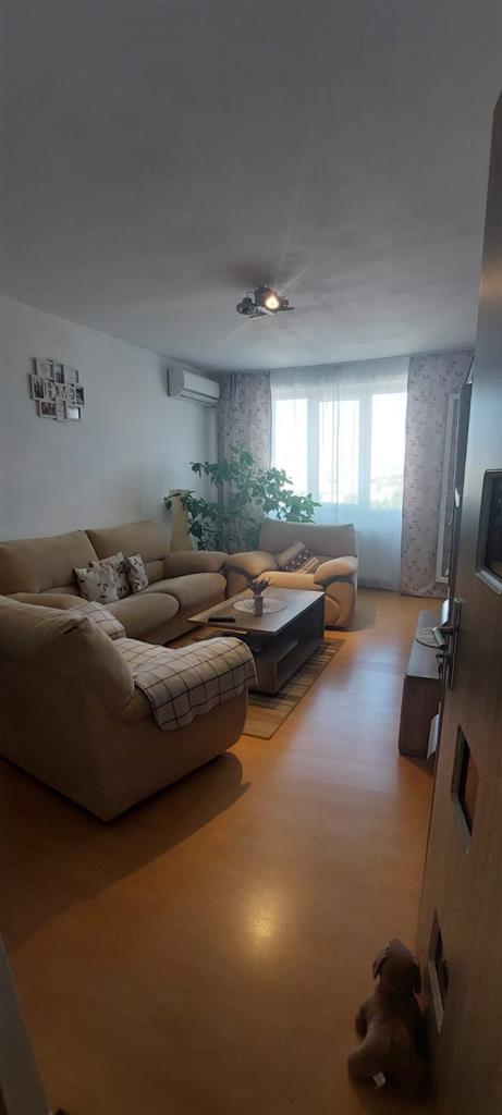 Apartament 3 camere decomandat ziona Grivitei,