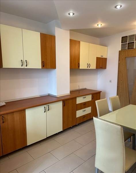 Apartament 4 camere etajul 2 Centrul Civic-Kogalniceanu, Brasov