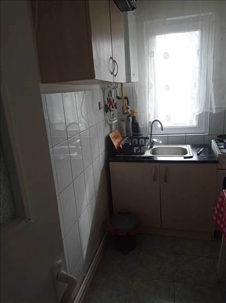 Vanzare apartament 3 camere Gemenii, Brasov