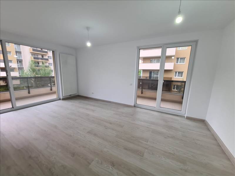 Apartament 3 camere decomandat bloc nou Urban Plaza, Brasov