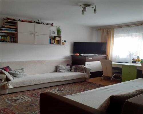 Apartament 2 camere decomandat  Racadau