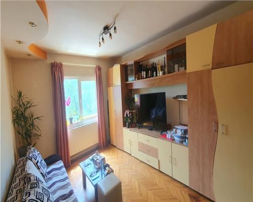 Vanzare apartament 4 camere decomandat Garii, Brasov