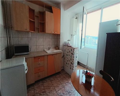 Vanzare apartament 2 camere etaj intermediar Astra, Brasov